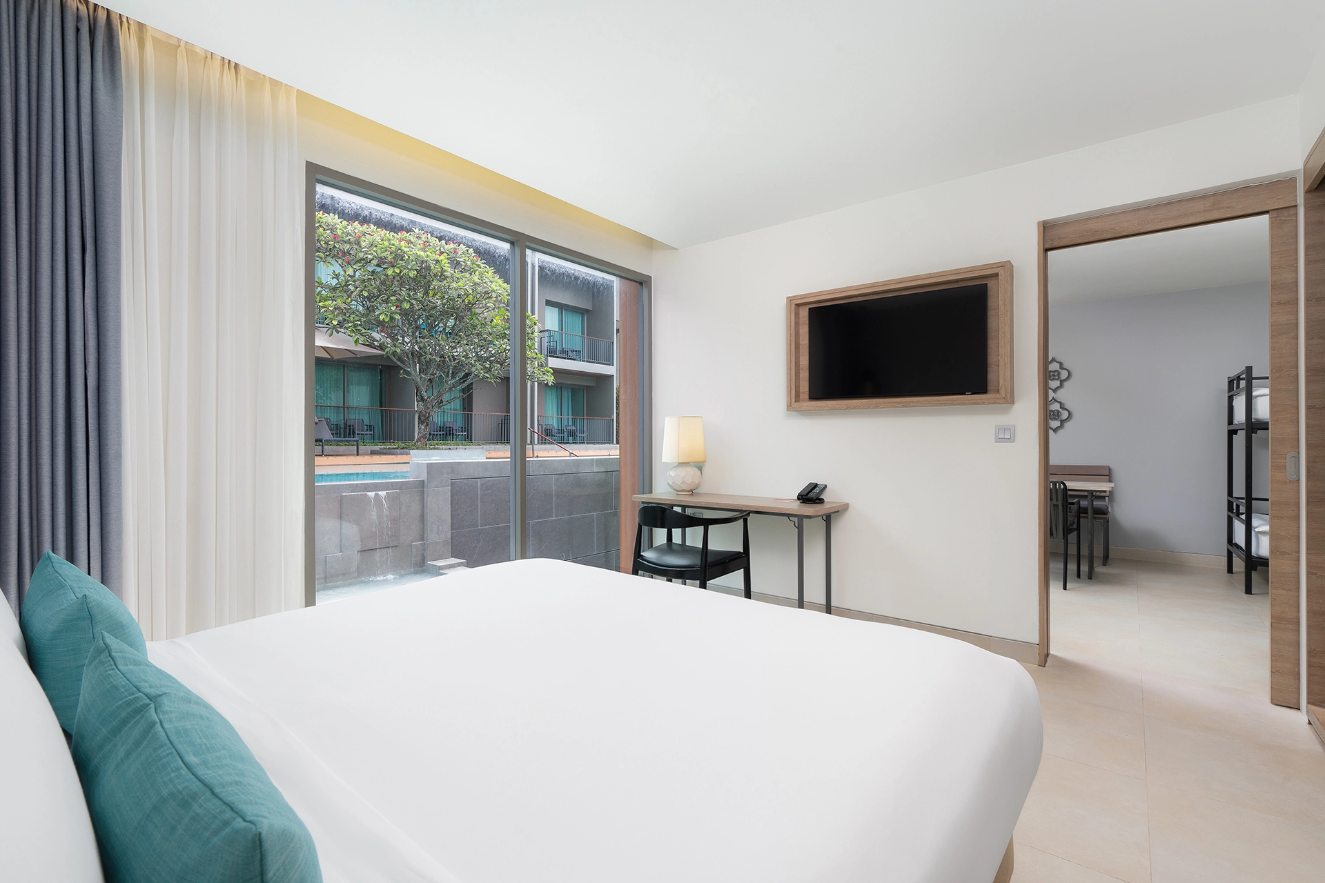 family-suite-bedroom-interior-design